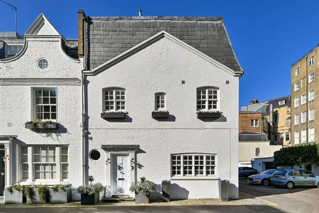 3 Bed Detached House for Sale